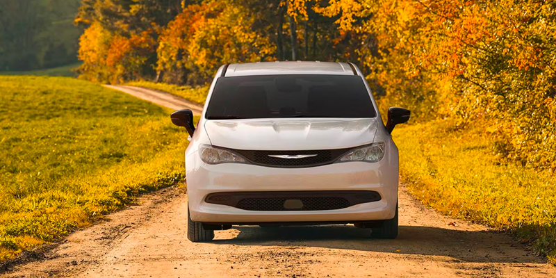 2025 Chrysler Voyager
