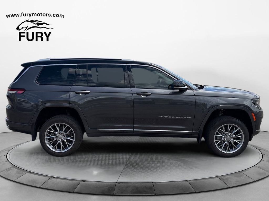 2022 Jeep Grand Cherokee L Summit w/Tech & Luxury Pkgs