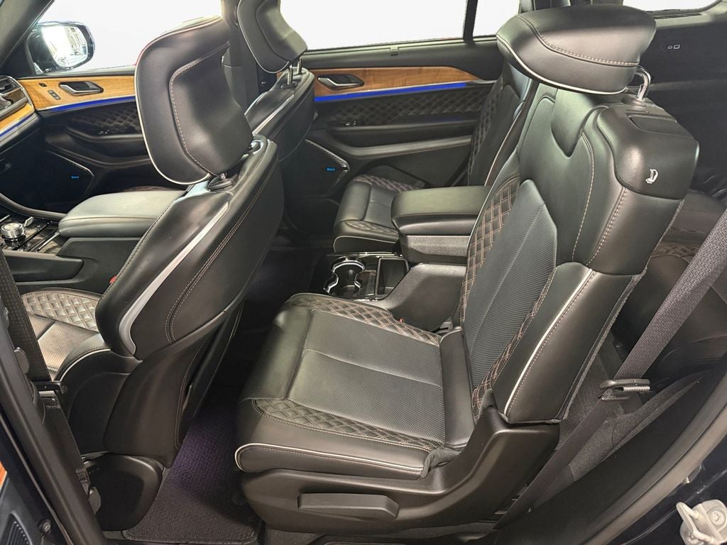 2024 Jeep Grand Cherokee L Summit Reserve w/Pro-Tech & Luxury Pkgs