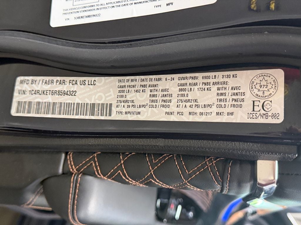 2024 Jeep Grand Cherokee L Summit Reserve w/Pro-Tech & Luxury Pkgs