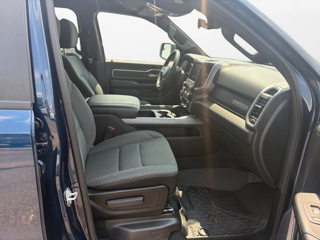 2021 RAM 1500 Big Horn/Lone Star w/Sport Appearance