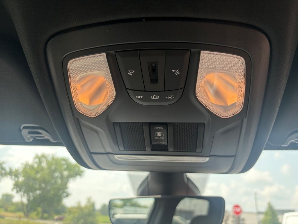 2021 RAM 1500 Big Horn/Lone Star w/Sport Appearance