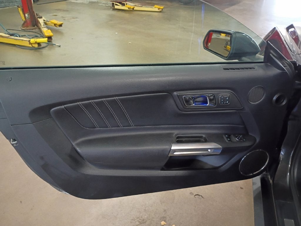2015 Ford Mustang EcoBoos Premium 6-Speed Manual