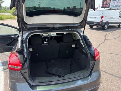 2018 Ford Focus SE w/Cold Weather Pkg