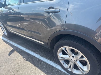 2017 Ford Explorer XLT w/Comfort & Tow Pkg