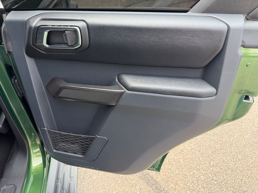 2025 Ford Bronco Outer Banks w/Black Appearance & Lux Pkgs