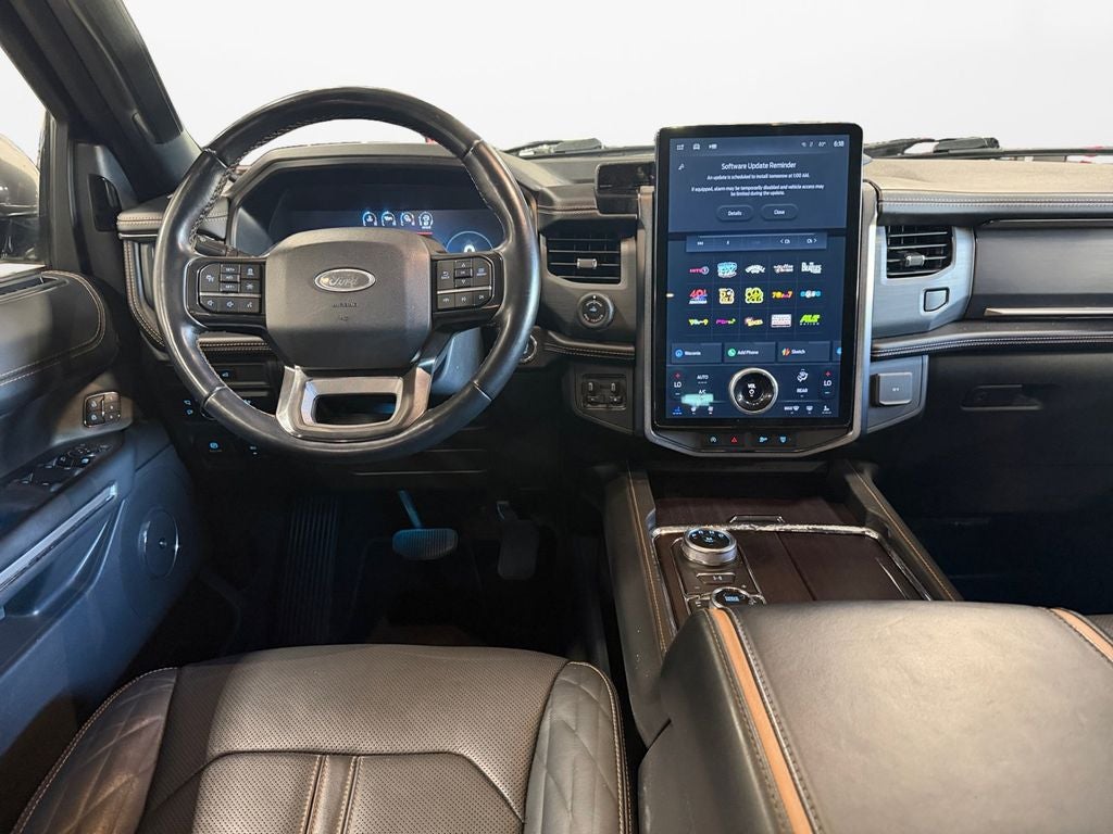 2023 Ford Expedition Max Platinum w/HD Trailer Tow Pkg