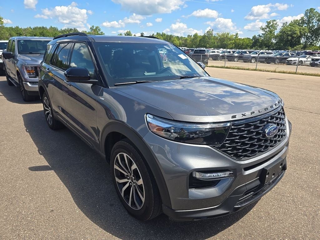 2023 Ford Explorer ST-Line