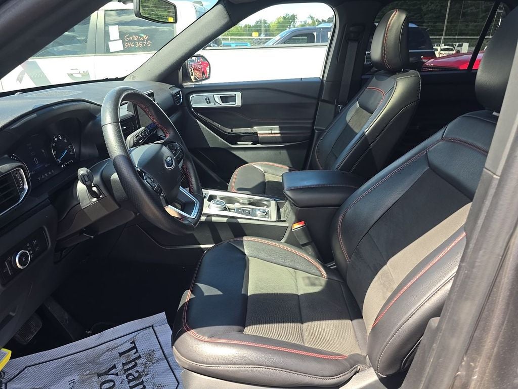 2023 Ford Explorer ST-Line