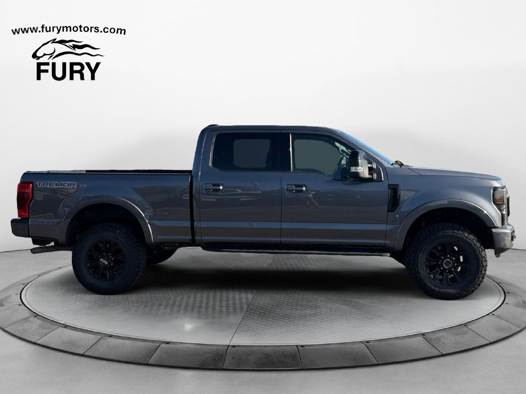 2021 Ford F-250SD Lariat w/Black Appearance & Tremor Off Road Pkgs
