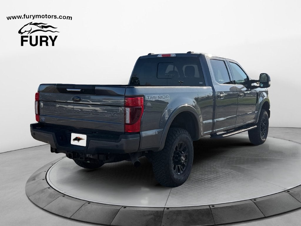 2021 Ford F-250SD Lariat w/Black Appearance & Tremor Off Road Pkgs