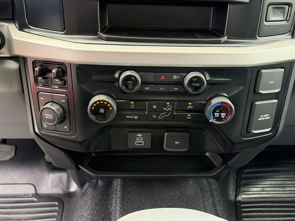 2025 Ford F-350SD XLT FX4 w/Preferred Equipt