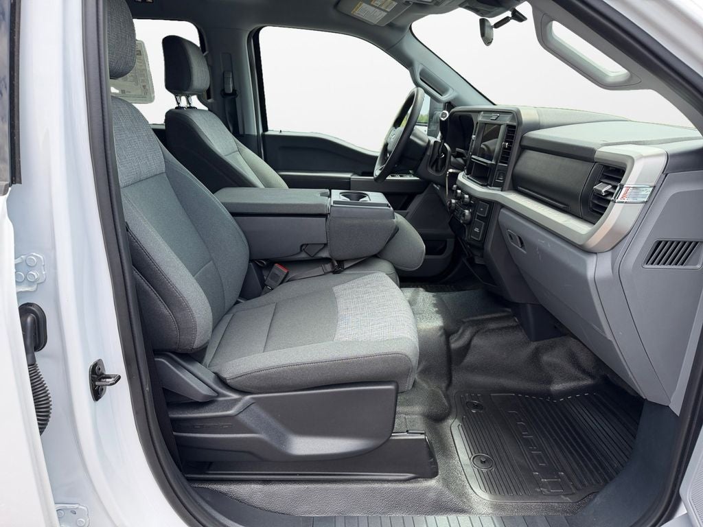 2025 Ford F-350SD XLT FX4 w/Preferred Equipt