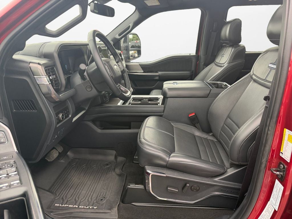 2026 Ford F-350SD Platinum FX4 w/5th Wheel Prep & Twin Panel Moonroo
