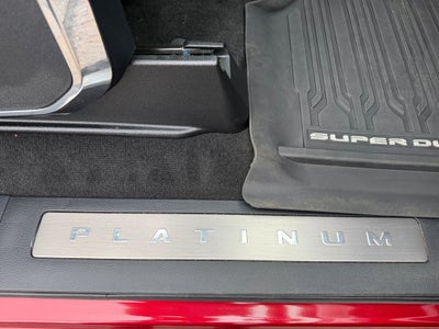 2026 Ford F-350SD Platinum FX4 w/5th Wheel Prep & Twin Panel Moonroo
