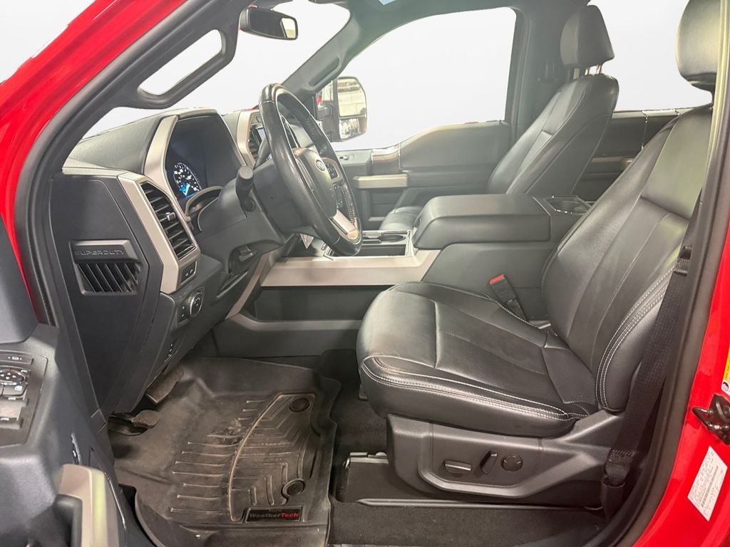 2022 Ford F-350SD Lariat