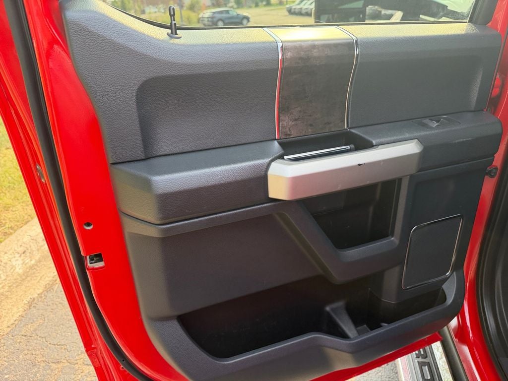 2022 Ford F-350SD Lariat