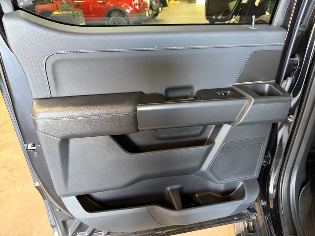 2024 Ford F-150 XLT w/Bluecruise & Black Appearance Pkg
