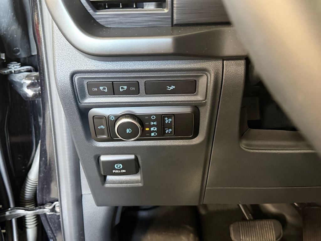 2024 Ford F-150 XLT w/Bluecruise & Black Appearance Pkg
