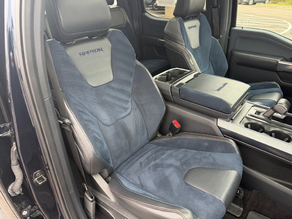 2022 Ford F-150 Raptor 37 Package