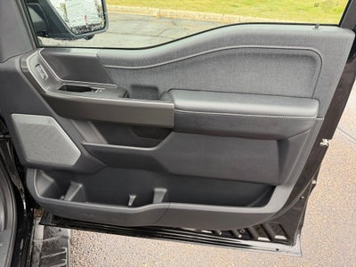 2024 Ford F-150 Lariat Gold Certified w/Black Appearance