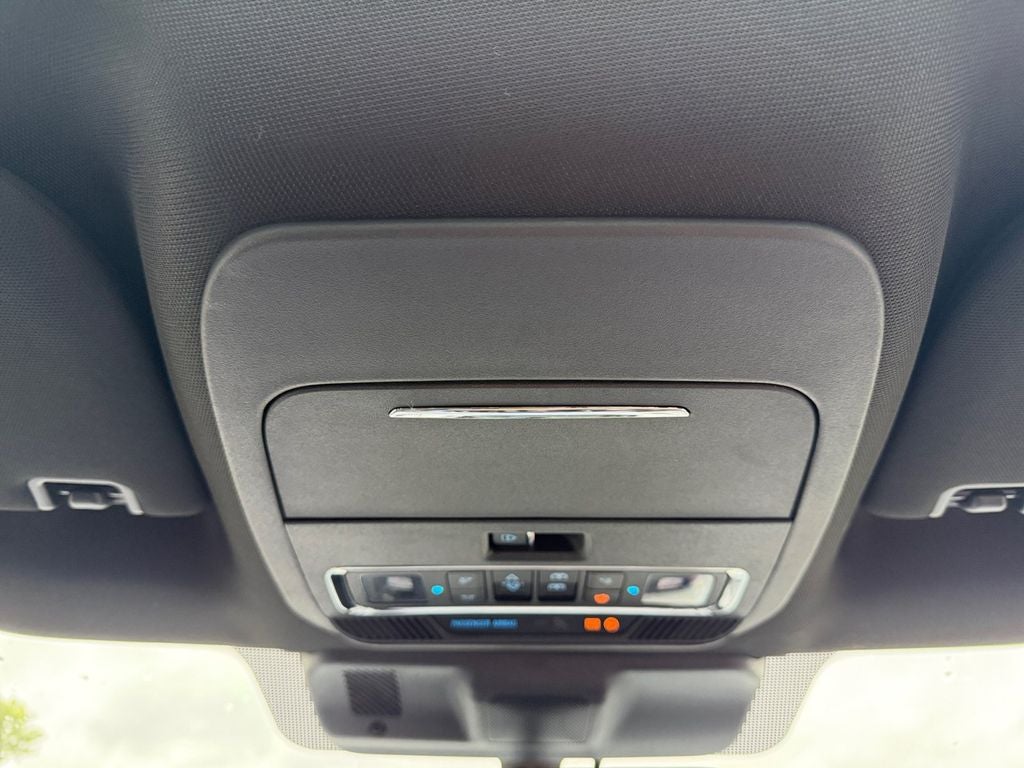 2024 Ford F-150 Lariat Gold Certified w/Black Appearance