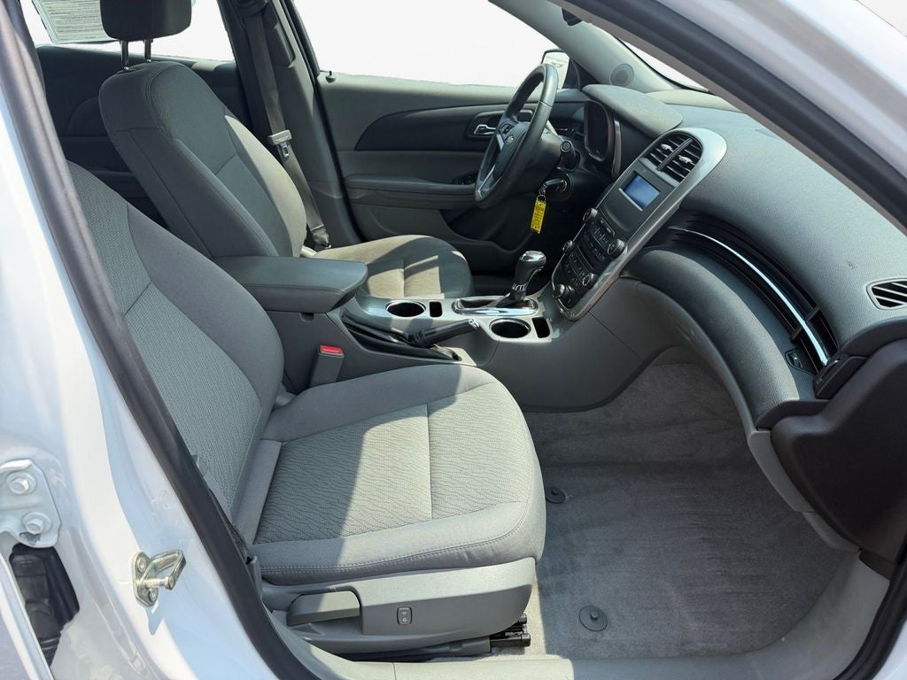 2014 Chevrolet Malibu LS 1FL