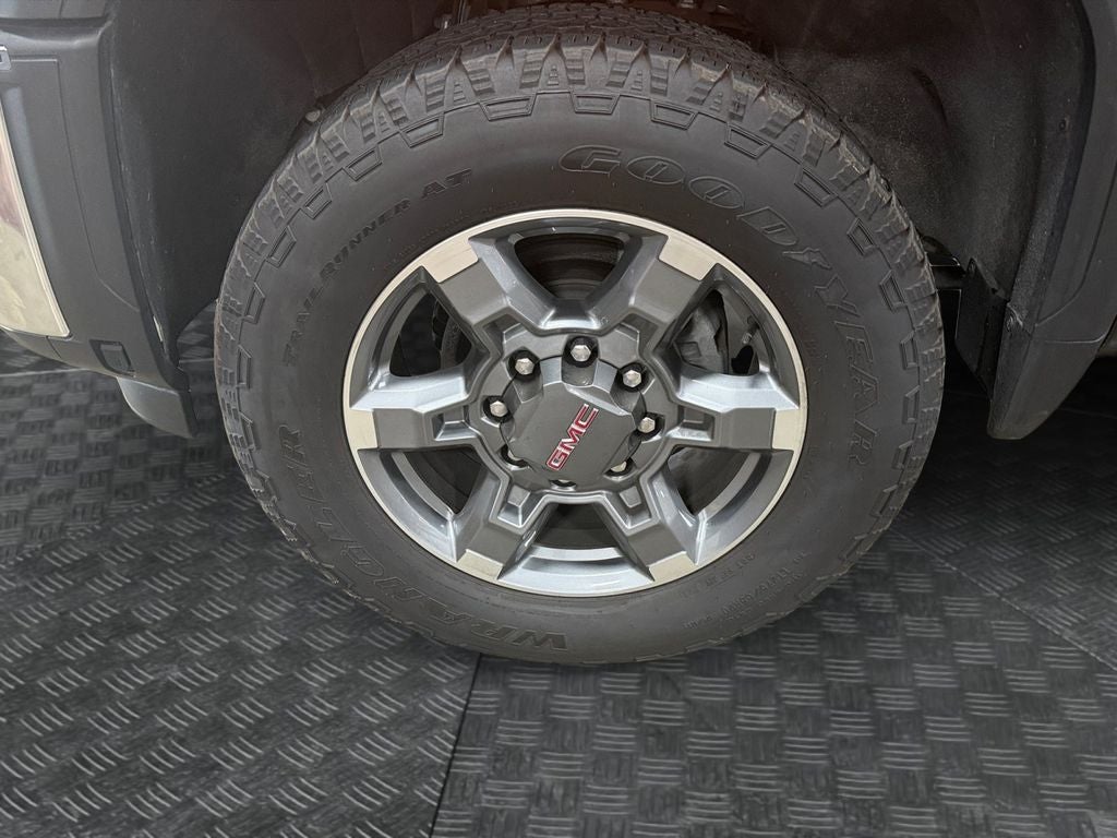 2025 GMC Sierra 2500HD SLT