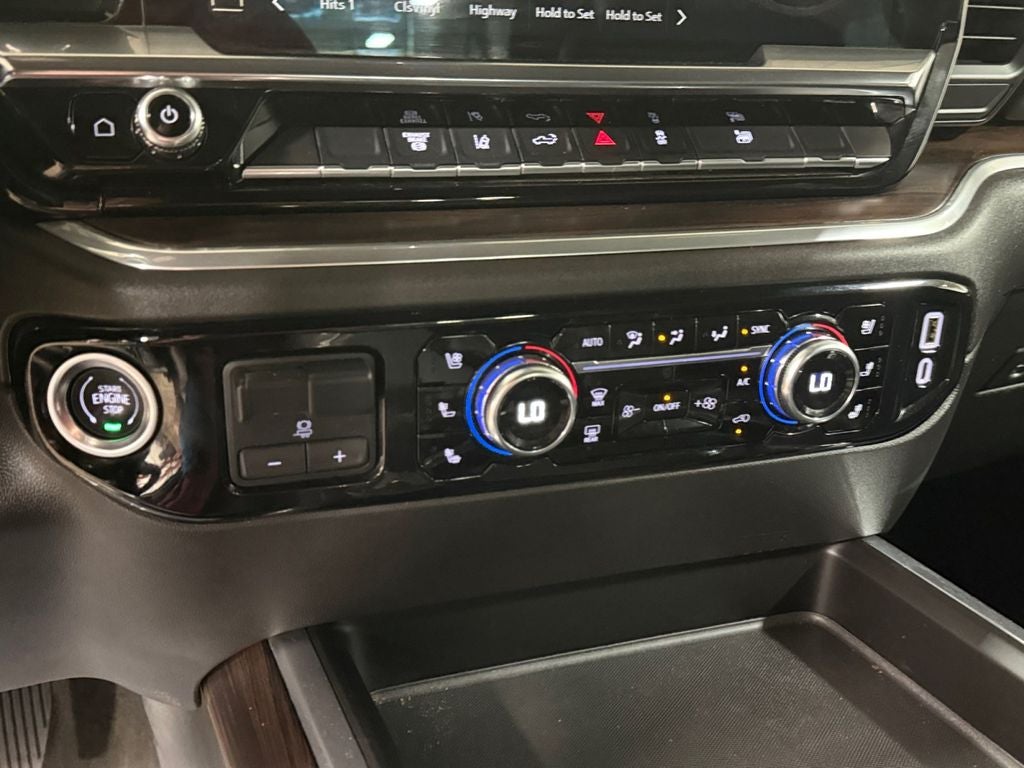 2025 GMC Sierra 2500HD SLT