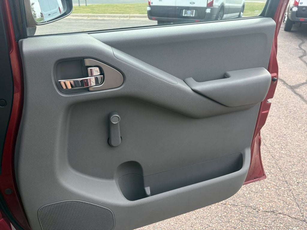 2014 Nissan Frontier S
