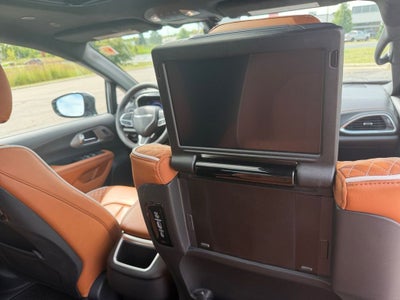 2026 Chrysler Pacifica Pinnacle