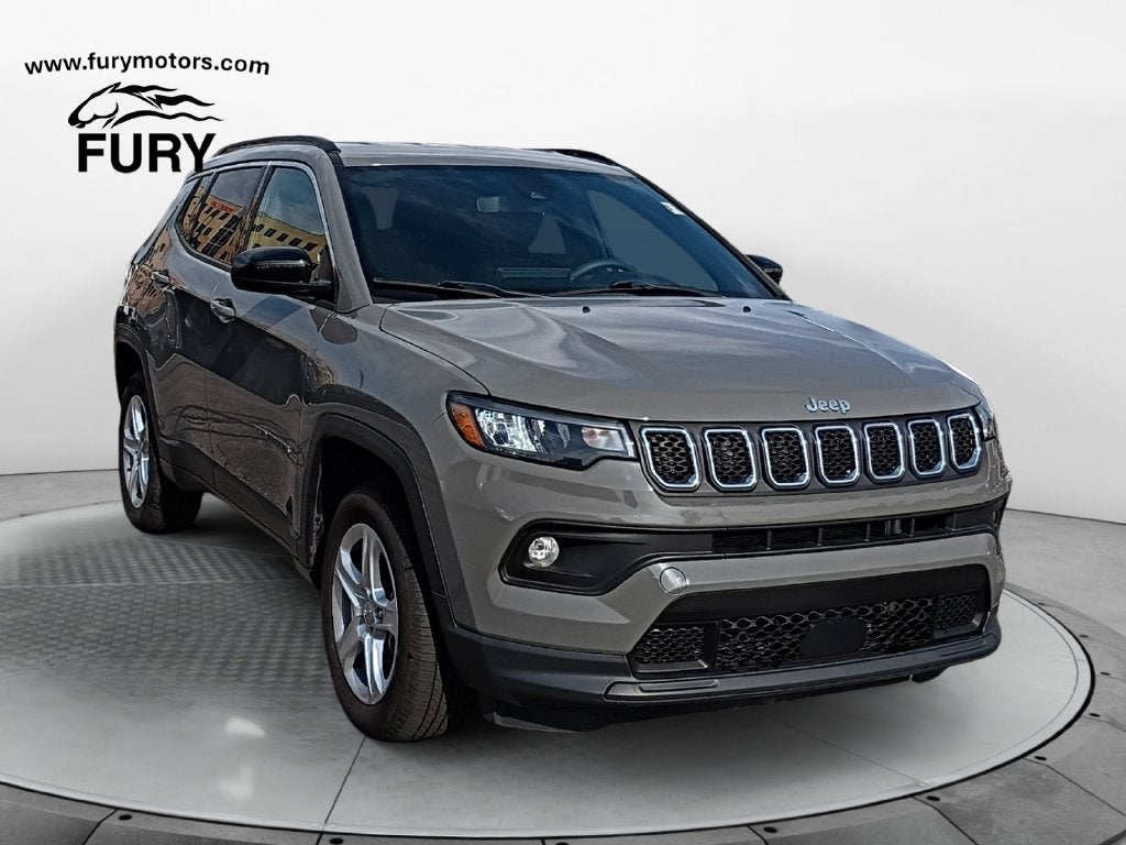 2023 Jeep Compass Latitude w/Preferred Pkg