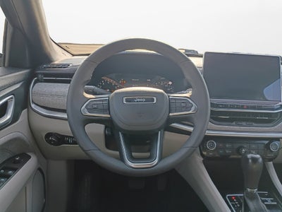 2023 Jeep Compass Latitude w/Preferred Pkg