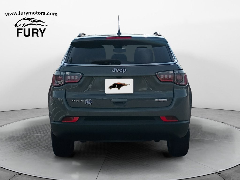 2023 Jeep Compass Latitude w/Preferred Pkg