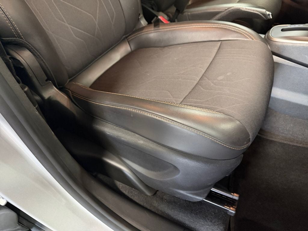2019 Chevrolet Trax LT w/Convenience & Driver Confidence Pkgs