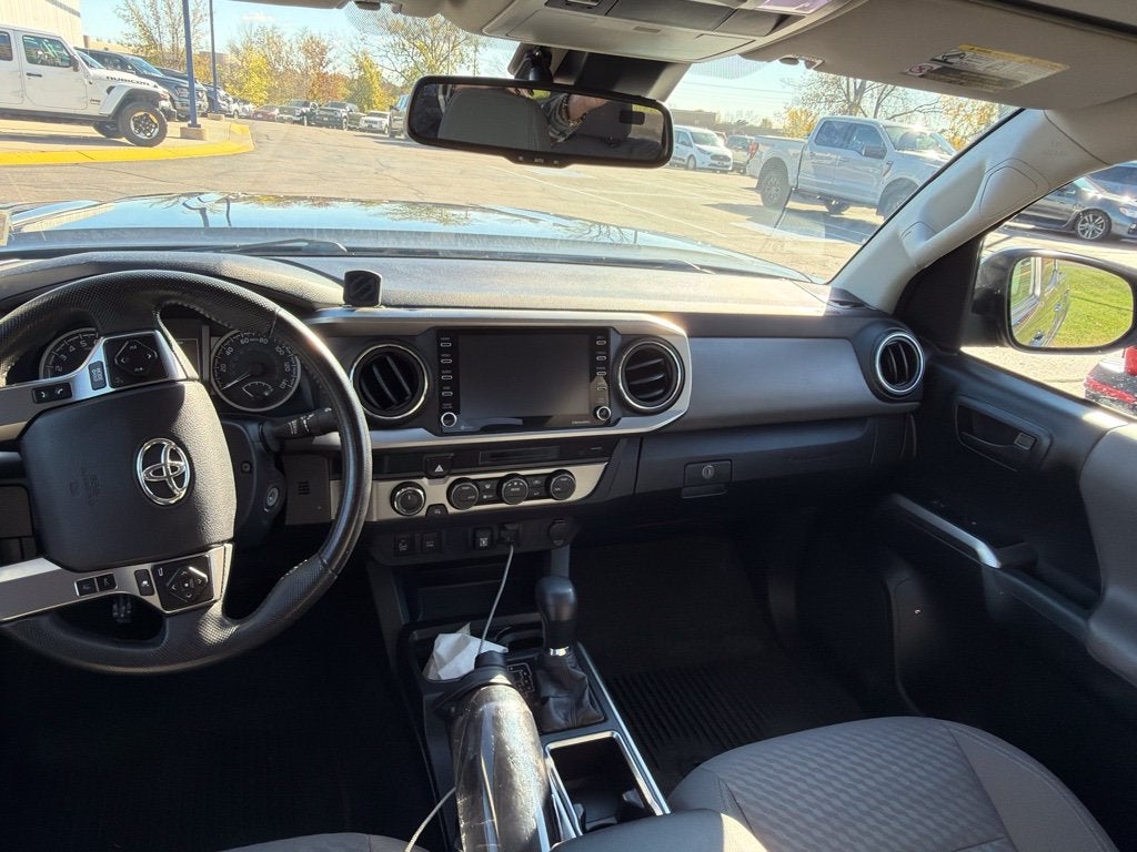 2022 Toyota Tacoma SR5 V6