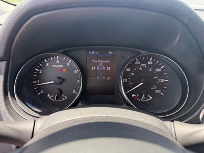 2018 Nissan Rogue SV w/Comfort & Convenience Pkgs