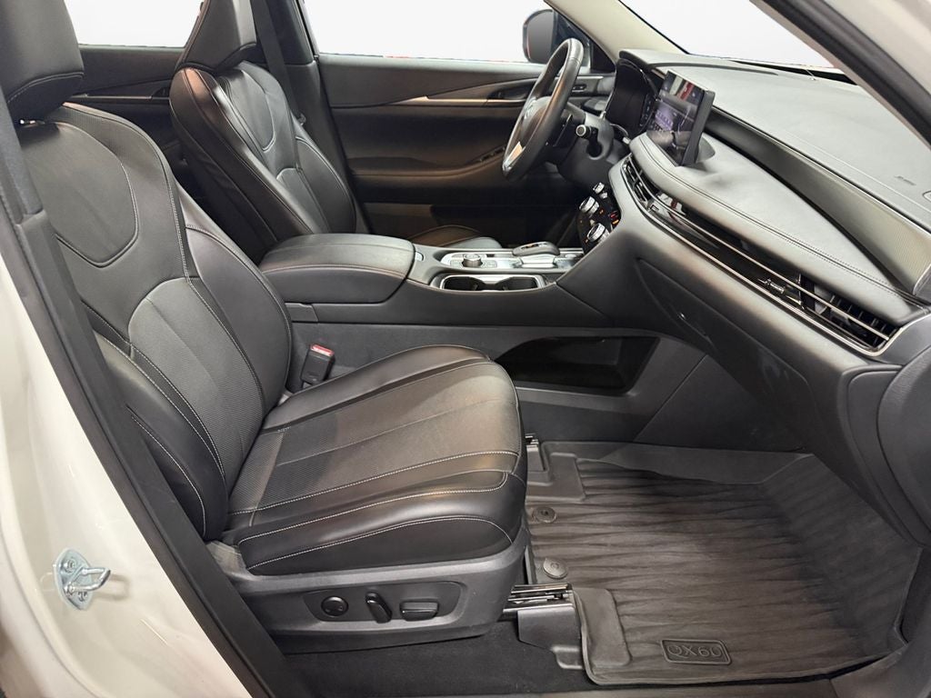 2024 INFINITI QX60 LUXE AWD w/Advanced Safety Features