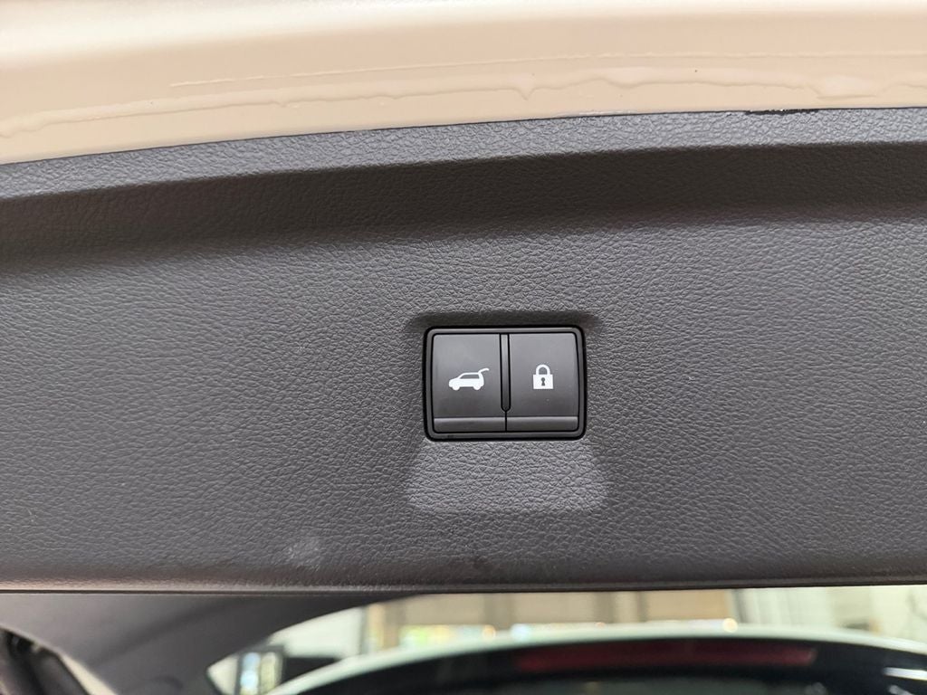 2024 INFINITI QX60 LUXE AWD w/Advanced Safety Features
