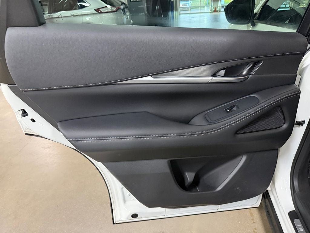 2024 INFINITI QX60 LUXE AWD w/Advanced Safety Features