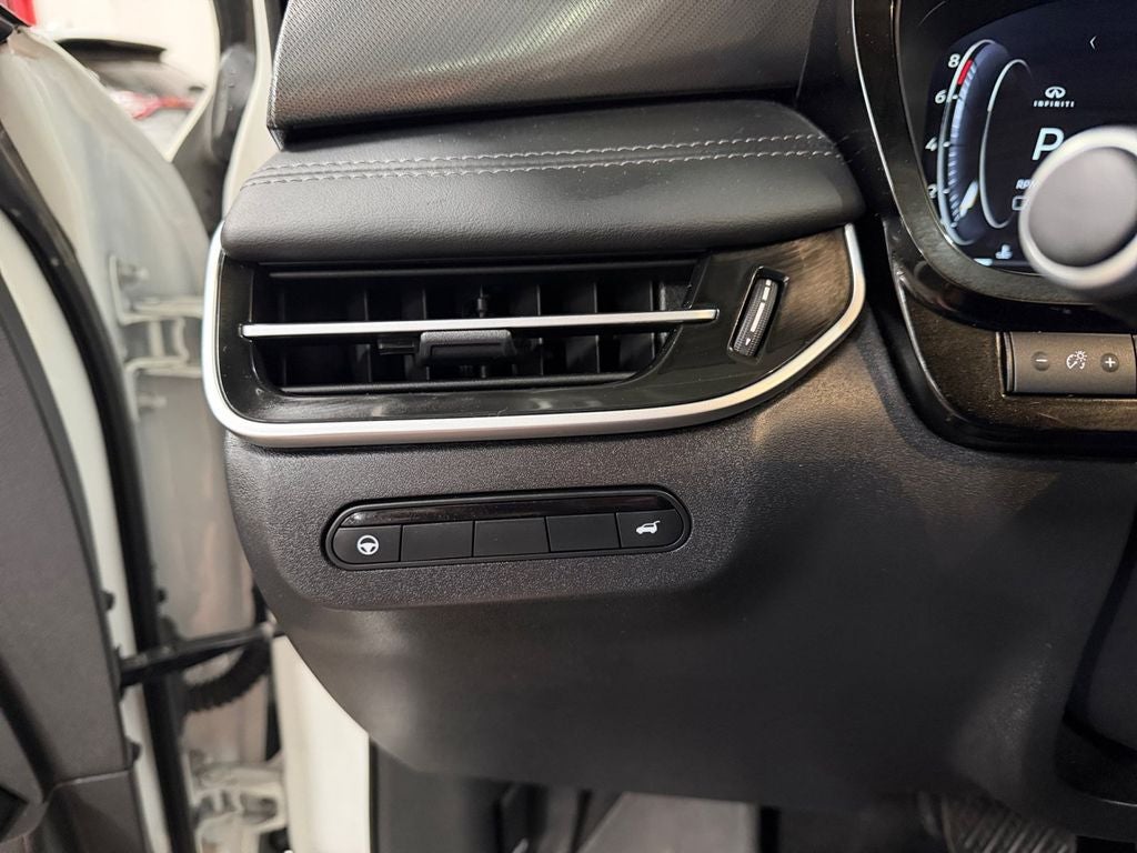 2024 INFINITI QX60 LUXE AWD w/Advanced Safety Features