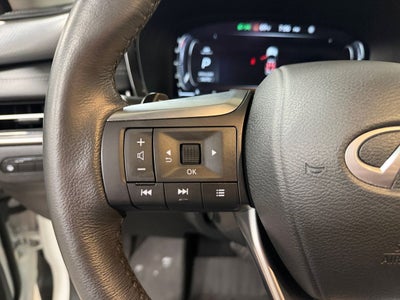 2024 INFINITI QX60 LUXE AWD w/Advanced Safety Features