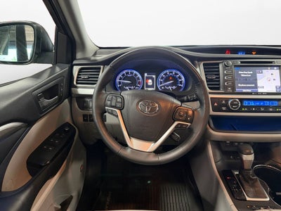 2019 Toyota Highlander Limited Platinum