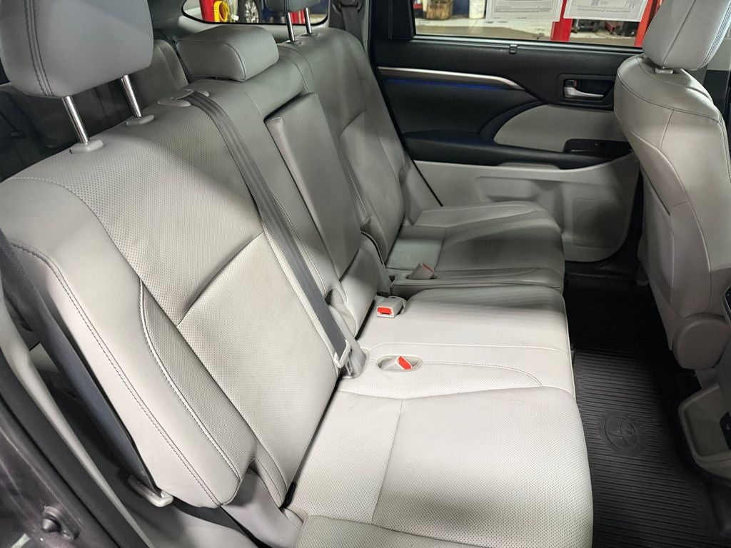 2019 Toyota Highlander Limited Platinum