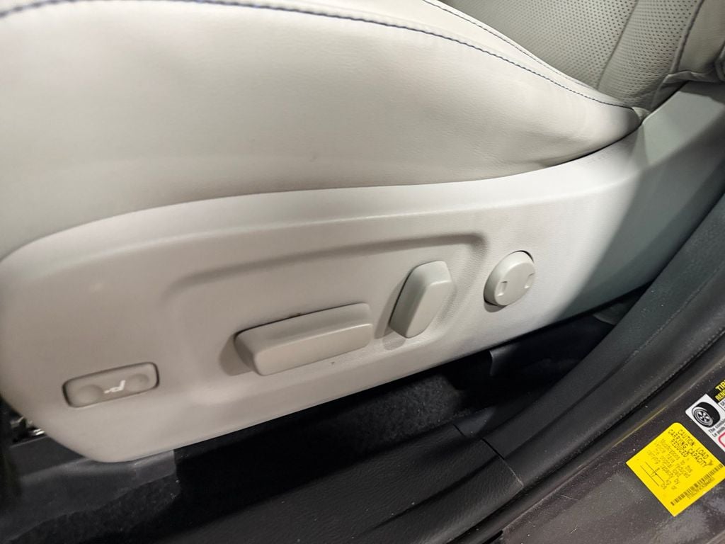 2019 Toyota Highlander Limited Platinum