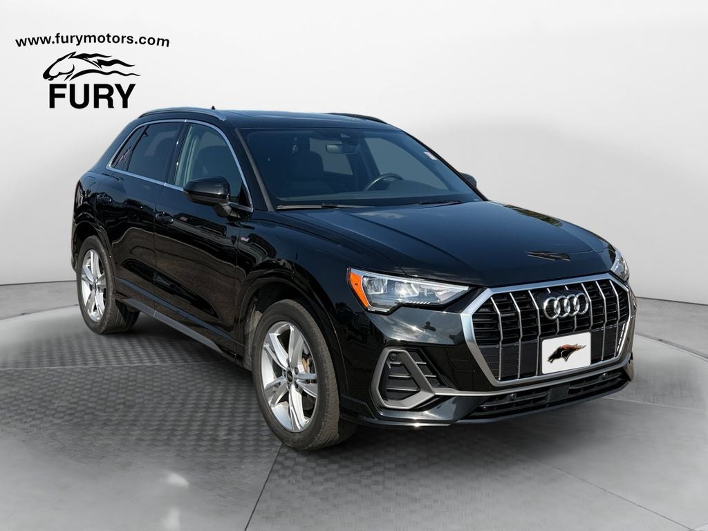 2021 Audi Q3 Premium w/Convenience Pkg & 19" 5-Twin-Spoke Wheel S Line quattro