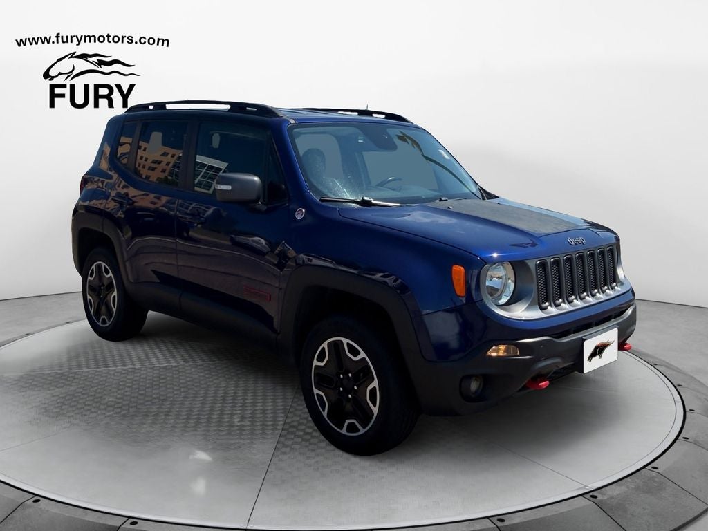 2017 Jeep Renegade Trailhawk w/Cold Weather Group