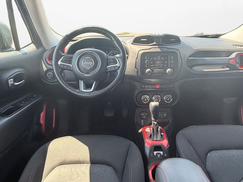 2017 Jeep Renegade Trailhawk w/Cold Weather Group