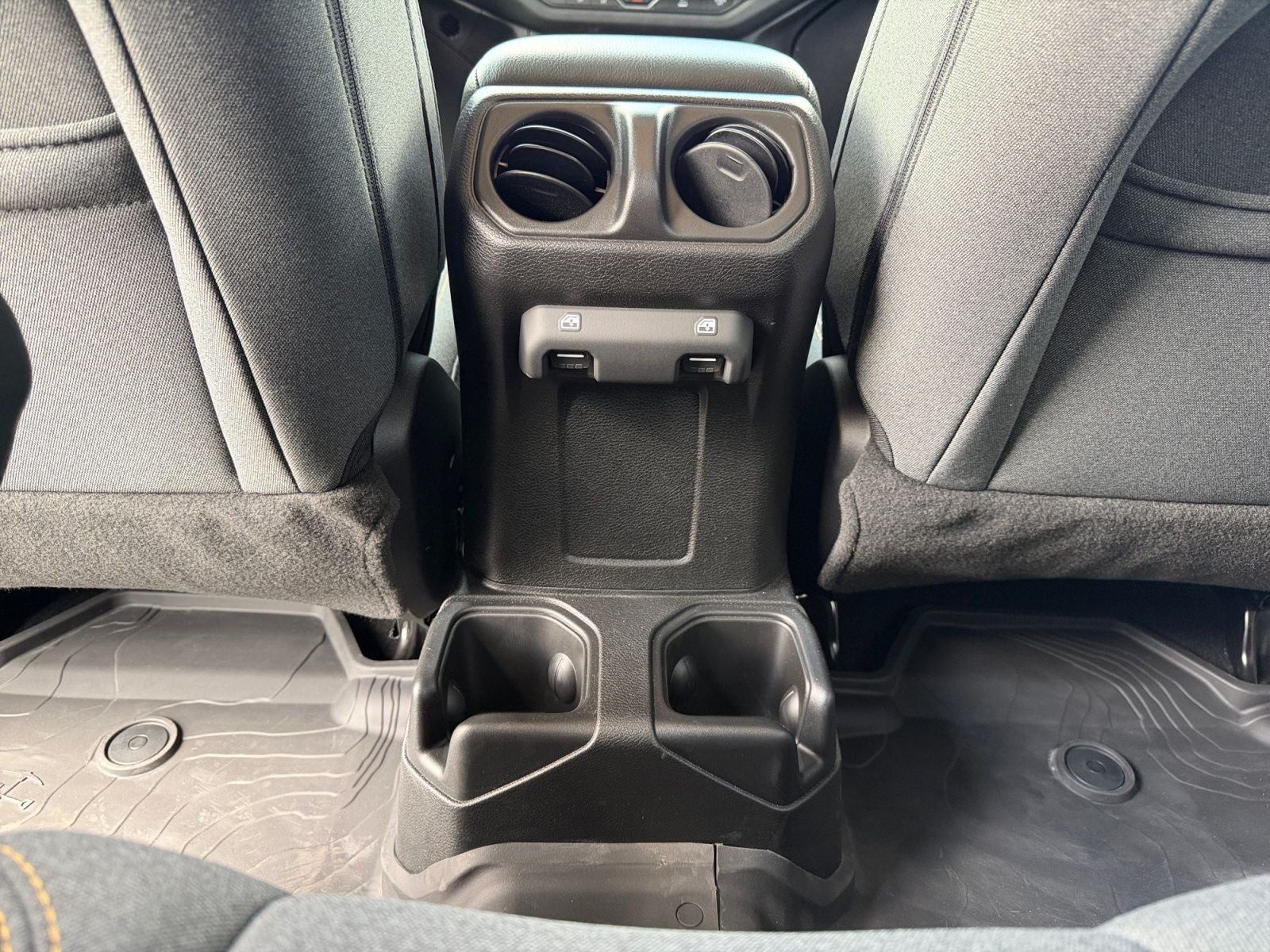 2025 Jeep Wrangler 4-Door Willys