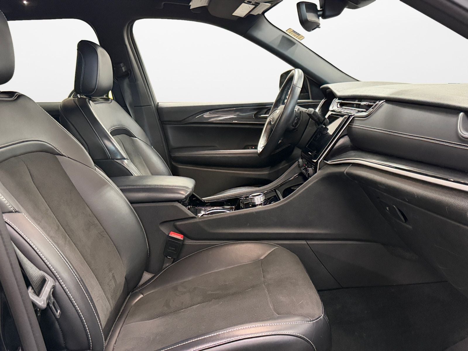 2022 Jeep Grand Cherokee Altitude 4x4
